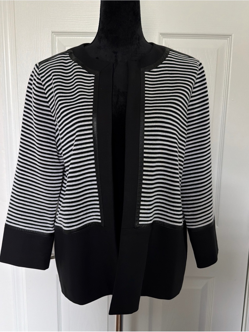 Ming Wang Black/White Striped Open Front Blazer - Faux Leather Trim - M